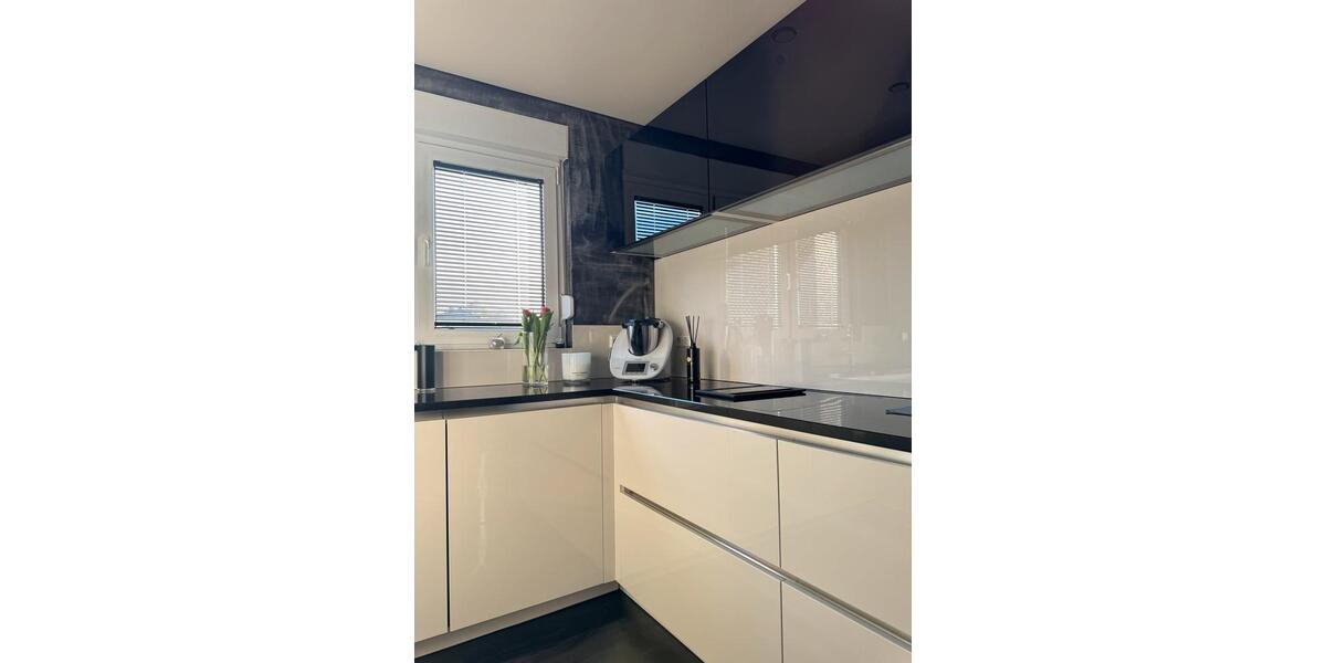 Etagenwohnung Saarbrücken West - 3 Zimmer, 90 m&sup2;, 250.000&euro; | Angebot:26406355