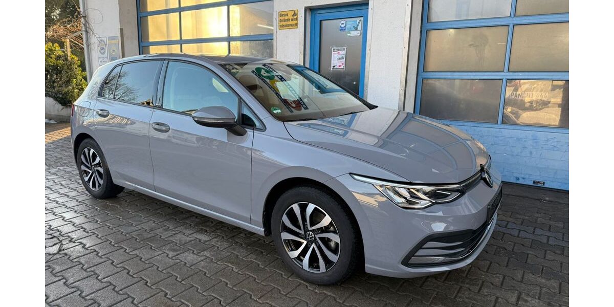 VW Golf 33.280 km 18.290 &euro; Massing 84323