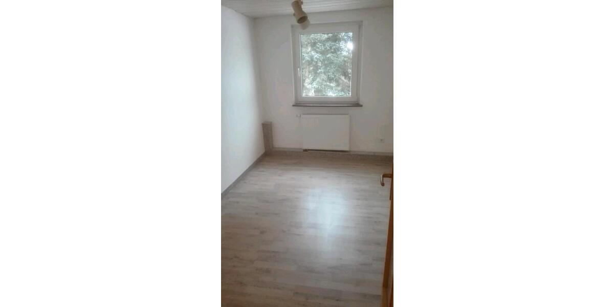 Doppelhaushälfte Selb - 7 Zimmer, 160 m&sup2;, 1.050&euro; | Angebot:26417758