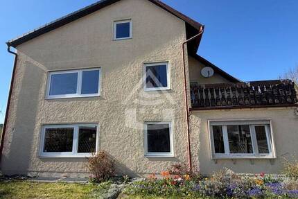 Haus Wunsiedel Holenbrunn - 6 Zimmer, 189 m&sup2;, 189.000&euro; | Angebot:26498853