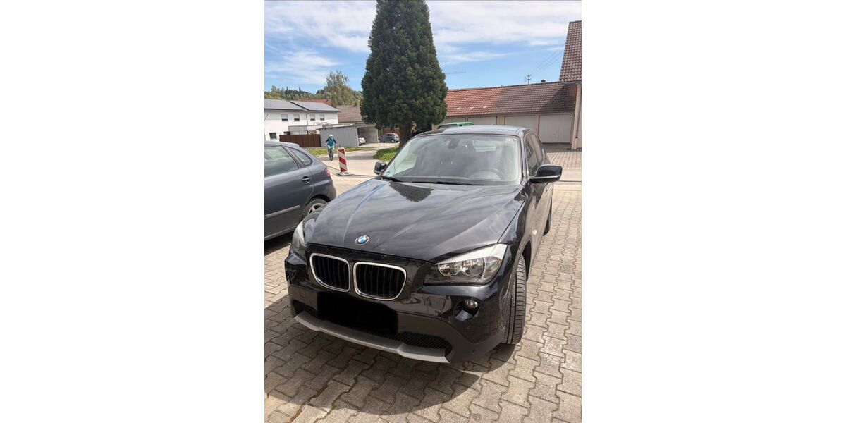 BMW X1 235.000 km 4.899 &euro; Bergatreute 88368