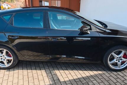 Seat Leon 85.000 km 15.500 &euro; Aitrang 87648