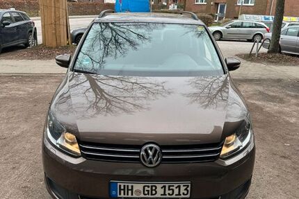 VW Touran 150.803 km 7.499 &euro; Hamburg 22117