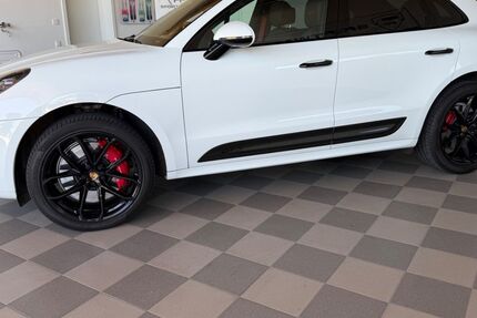 Porsche Macan 54.500 km 76.880 &euro; Pilsting 94431