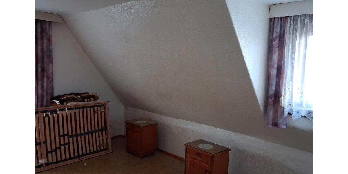 Doppelhaushälfte Pulsnitz - 8 Zimmer, 120 m&sup2;, 222.000&euro; | Angebot:25392473