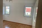 Hochparterre Brackenheim - 3.5 Zimmer, 75 m&sup2;, 900&euro; | Angebot:26374892