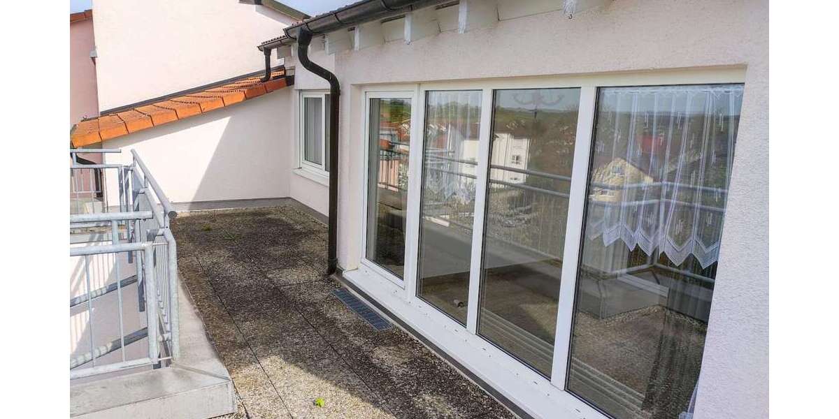 Wohnung zum Mieten in Laichingen 980 € 93 m² 3.5 zimmer