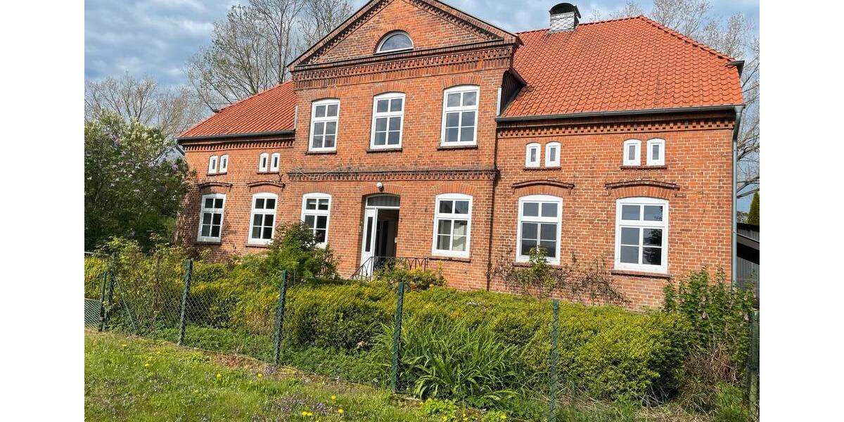 Bauernhaus, Landhaus Lüdersdorf - 14 Zimmer, 340 m&sup2;, 290.000&euro; | Angebot:26770326