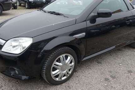 Opel Tigra 94.000 km 5.950 &euro; Neumarkt 92318