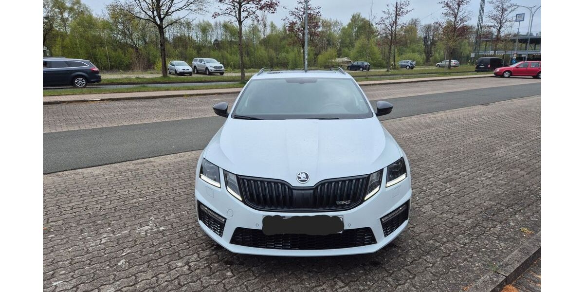 Skoda Octavia 121.000 km 17.700 &euro; Otter 21259