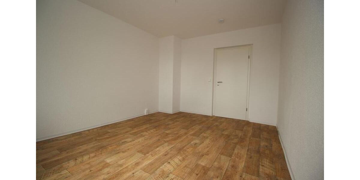 Erdgeschoßwohnung Weischlitz - 3 Zimmer, 58 m&sup2;, 318&euro; | Angebot:19977823