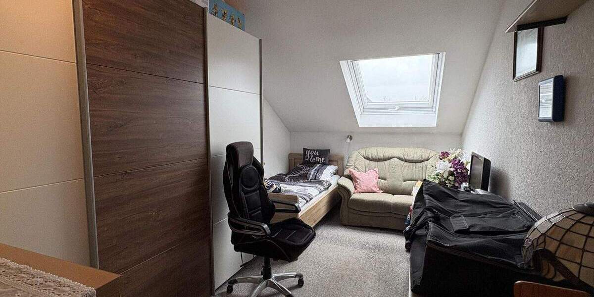 Doppelhaushälfte Moers Kapellen-Mitte - 4 Zimmer, 114 m&sup2;, 449.000&euro; | Angebot:25668381
