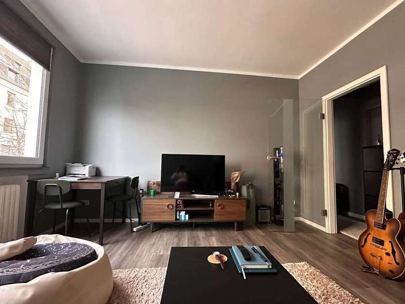 Wohnung zum Mieten in Düsseldorf 1.100 € 49 m²