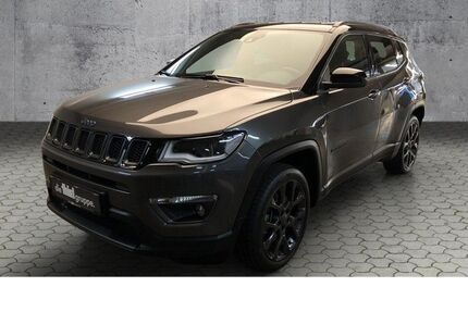 Jeep Compass 48.800 km 22.790 € Paderborn 33104