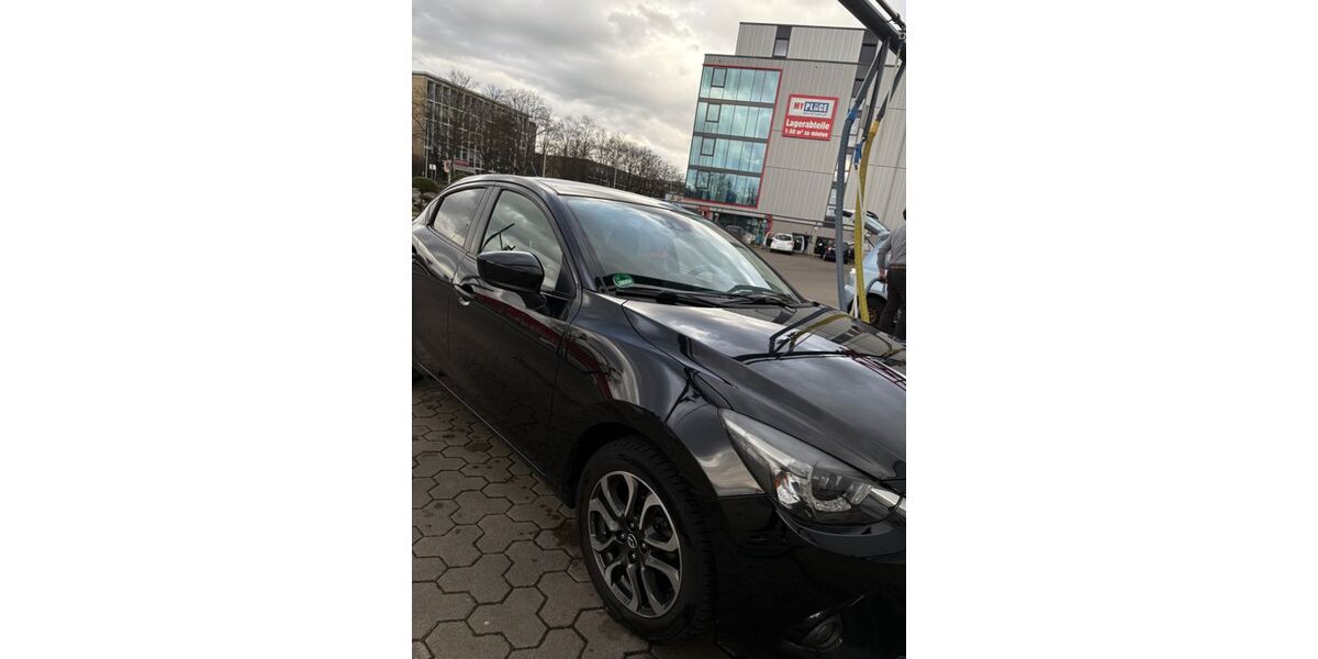 Mazda 2 134.000 km 12.999 &euro; Bremen 28309