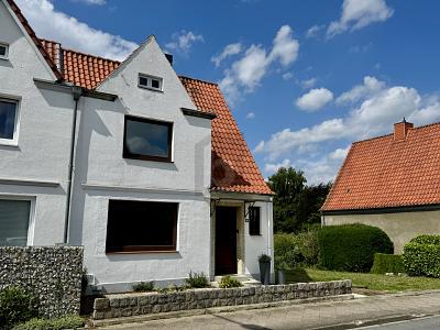 SANIERUNGSBEDÜRFTIG MIT DIREKTEM SEEZUGANG - Doppelhaushälfte Lübeck Sankt Gertrud | Angebot:25407117