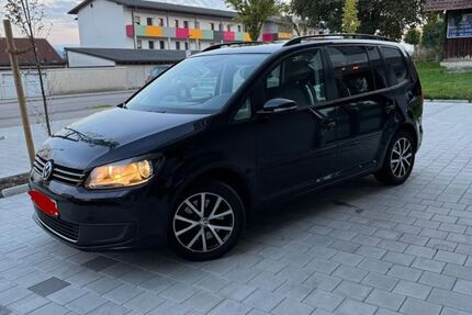 VW Touran 132.000 km 13.800 € Hergensweiler 88138
