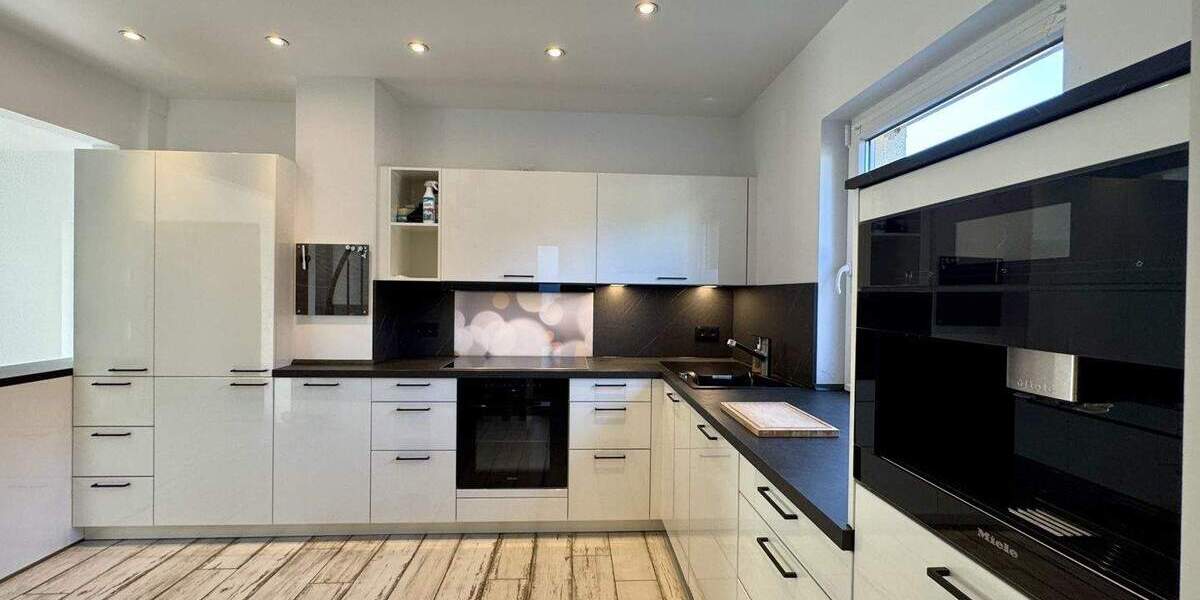 Stilvoller Bungalow-Traum mit Garten und Pool in ruhiger Lage Otterslebens zu vermieten! 3 zimmer