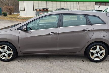 Hyundai i30 178.000 km 4.800 &euro; Gräfenthal 98743