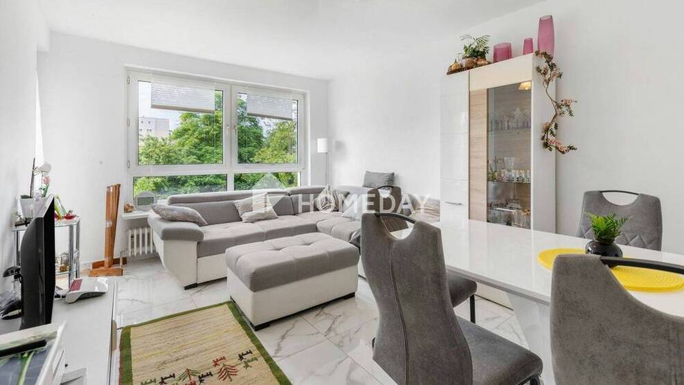 Wohlfühlen in Niederursel - Ihr neues Zuhause mit Balkon und Einbauküche