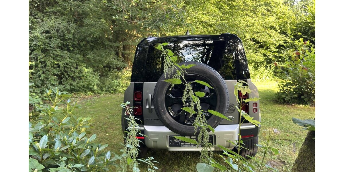 Land Rover Defender 110 SE 1. Hd. Scheckheft unfallfrei 53.000 km 54.999 &euro; Hamburg 22339