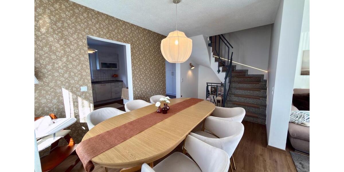 Doppelhaushälfte Bad Laasphe - 5 Zimmer, 140 m&sup2;, 285.000&euro; | Angebot:26383058