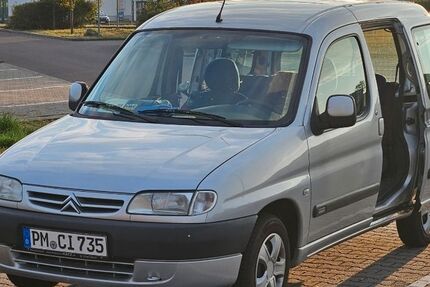 Citroen Berlingo 193.585 km 2.450 € Schwielowsee 14548