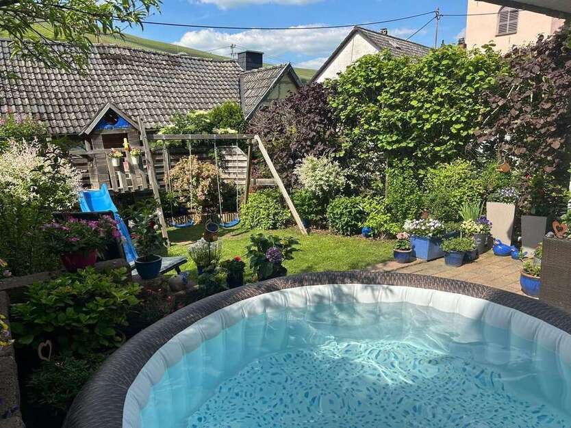 Haus zum Kaufen in Oberheimbach 229.000 € 161 m²