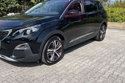 Peugeot 5008 141.000 km 13.400 &euro; Münster 48163