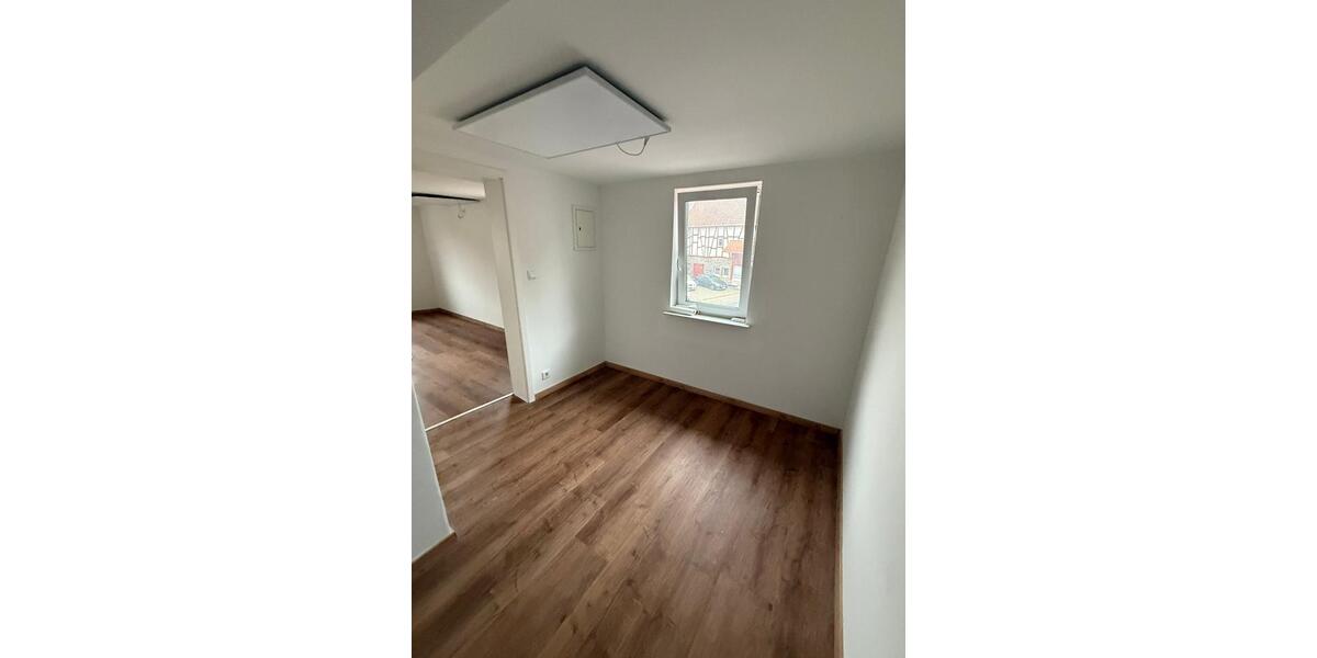 Einfamilienhaus Grünberg - 5 Zimmer, 136 m&sup2;, 220.000&euro; | Angebot:25366200