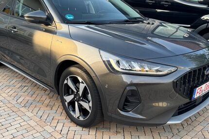 Ford Focus 60.000 km 18.990 &euro; Münzenberg 35516