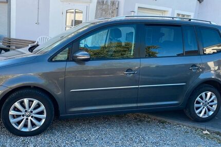 VW Touran 325.700 km 5.300 € Wallersdorf 94522