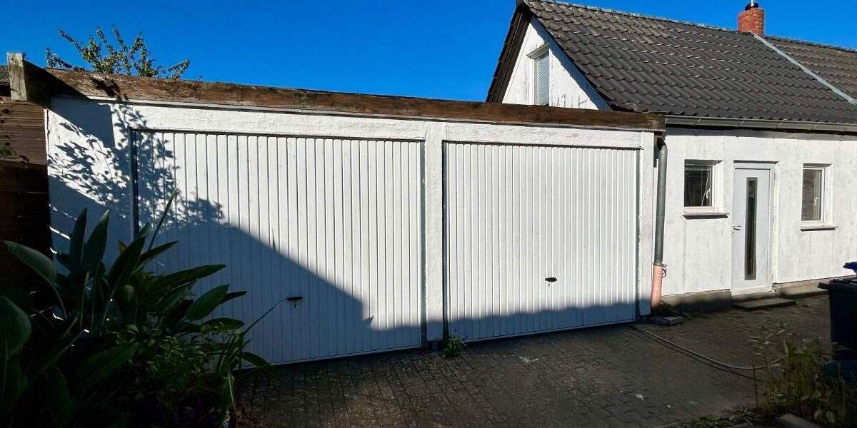 Doppelhaushälfte Demmin - 2 Zimmer, 85 m&sup2;, 80.000&euro; | Angebot:25670296