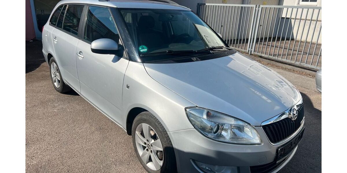 Skoda Fabia 376.000 km 1.950 &euro; Regensburg 93055