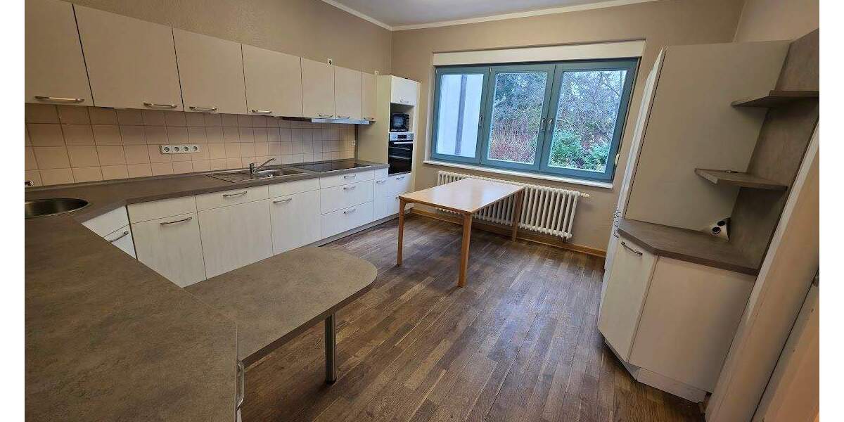 Einfamilienhaus Friesack - 5 Zimmer, 335 m&sup2;, 299.000&euro; | Angebot:25744974