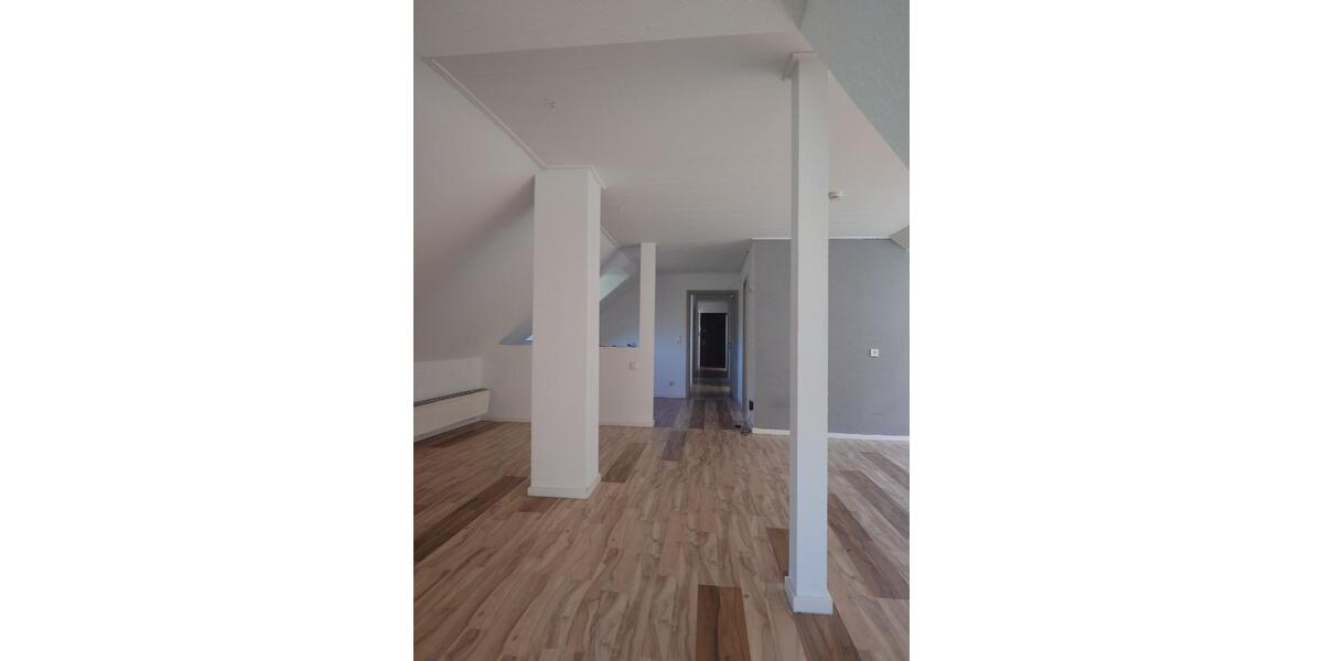 Etagenwohnung Werdohl - 4.5 Zimmer, 108 m&sup2;, 790&euro; | Angebot:25613547