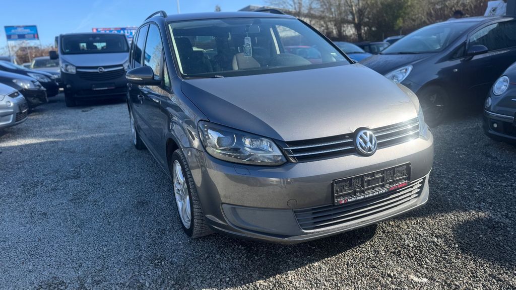 VW Touran 213.000 km 3.999 &euro; Kiel 24146