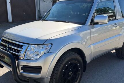 Mitsubishi Pajero 15.000 km 39.999 &euro; Hohenlinden bei München 85664