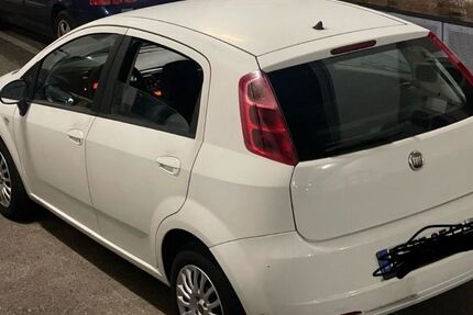Fiat Punto 150.000 km 1.950 &euro; Berlin 12057