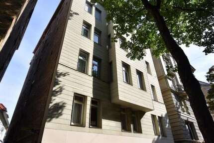 Wohnung zum Kaufen in Stuttgart 299.000 € 77 m²
