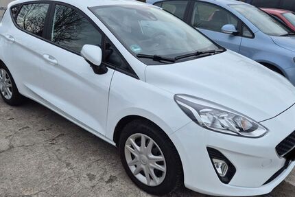 Ford Fiesta 98.800 km 8.250 &euro; Pirna 01796