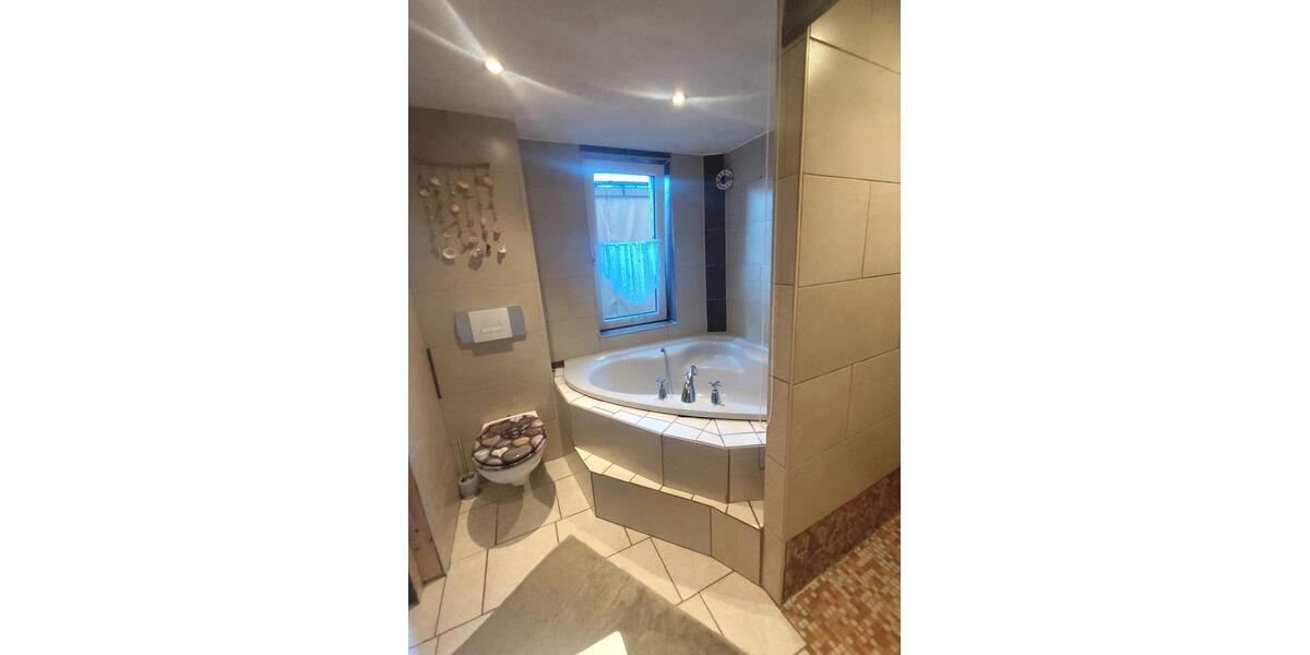 Reihenhaus Tangermünde - 4 Zimmer, 100 m&sup2;, 100.000&euro; | Angebot:27417743