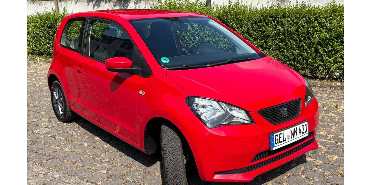 Seat Mii 29.400 km 6.800 &euro; Weeze 47652