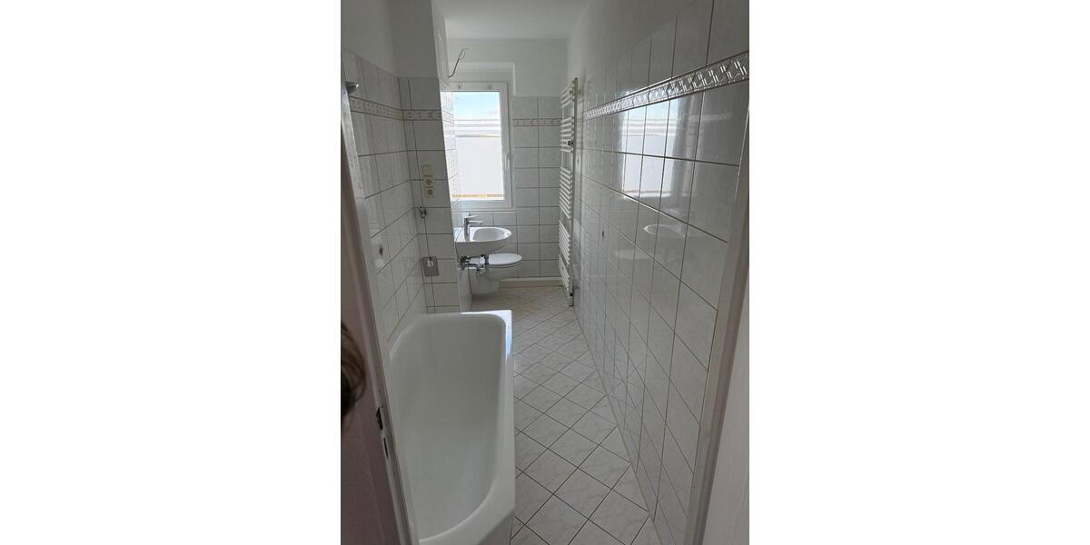 Etagenwohnung Aue-Bad Schlema Bad Schlema - 3 Zimmer, 60 m&sup2;, 330&euro; | Angebot:26364510