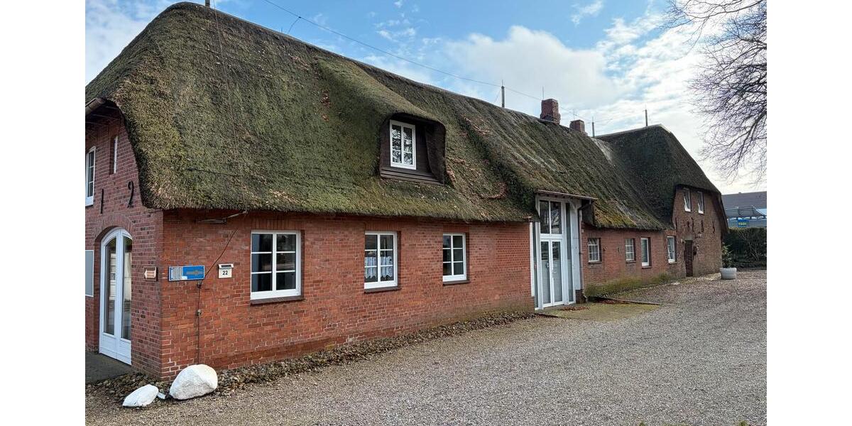 Bauernhaus, Landhaus Süderlügum - 15 Zimmer, 213 m&sup2;, 420.000&euro; | Angebot:25349296