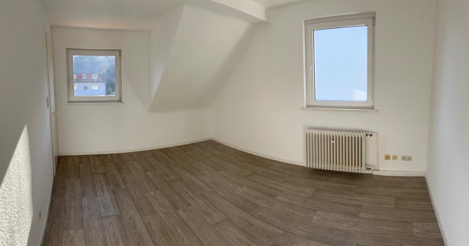 Dachgeschoßwohnung Marburg - 4 Zimmer, 80 m&sup2;, 780&euro; | Angebot:25431433