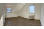 Dachgeschoßwohnung Marburg - 4 Zimmer, 80 m&sup2;, 780&euro; | Angebot:25431433