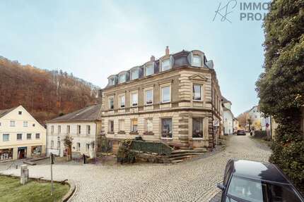 Haus Bad Berneck im Fichtelgebirge - 18 Zimmer, 465 m&sup2;, 285.000&euro; | Angebot:25928325