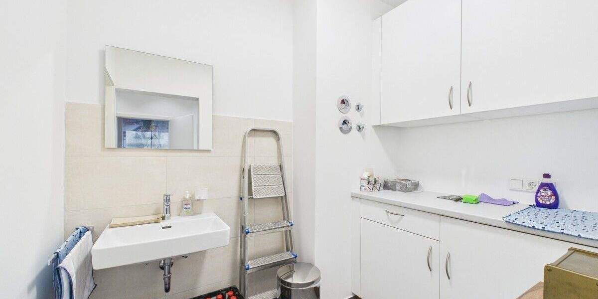 Gewerbeobjekt Regensburg Kasernenviertel - 2 Zimmer, 64 m&sup2;, 195.000&euro; | Angebot:25837612