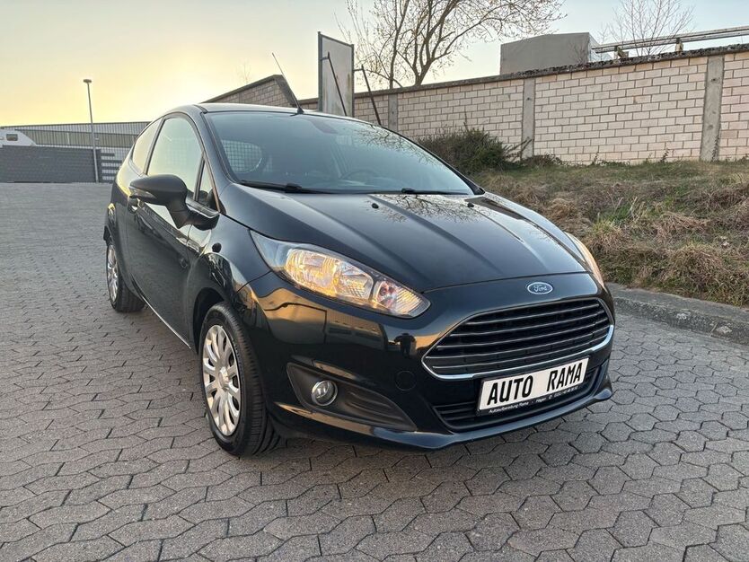 Ford Fiesta 205.282 km 3.890 € Hemer 58675